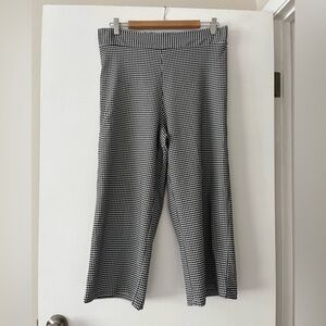 Robert Kitchen size small plaid wide leg cropped